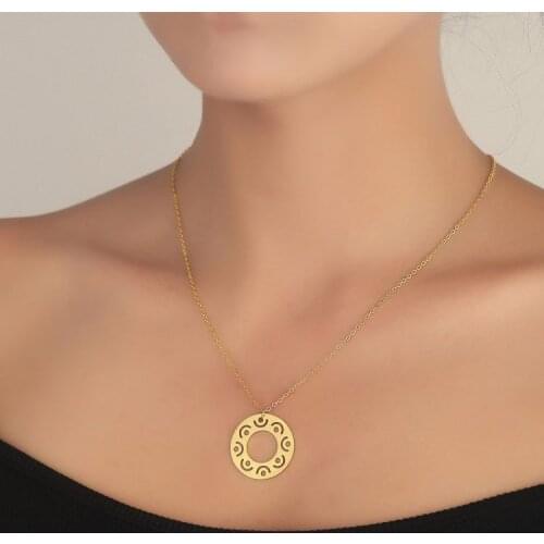 Retro Stainless Steel Karma Buddha Pendant Necklace For Women Engraved Religious Symbols Round Choker Geometric Karma Jewelry
