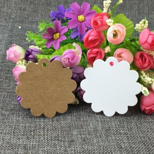 Flower Shape Blank Packing Label Tag DIY For Wedding Birthday Party Hang Tags Labels Luggage Note Price Tags Round 50Pcs/Lot