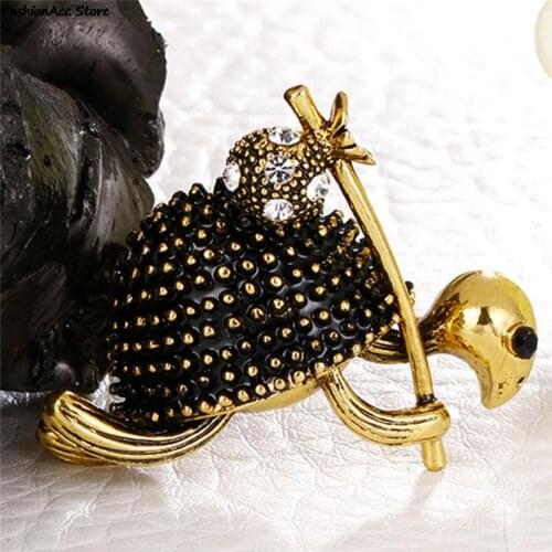 Vintage Crystal Style Walking Tortoise Brooch Turtle Animal Brooches Suit Corsage Pins Women Kids Clothes Accessories