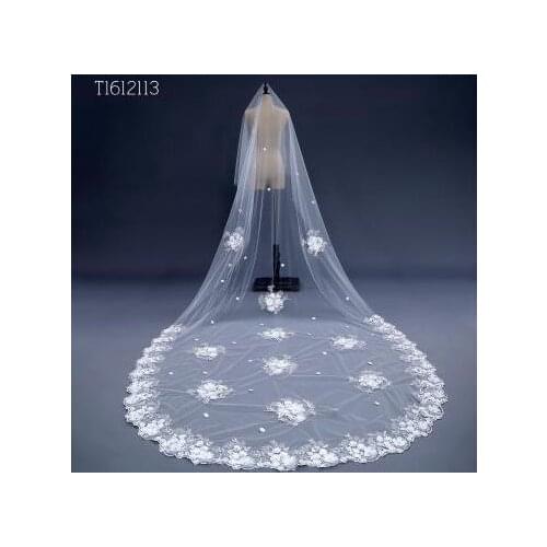 3*3 Meter White Ivory Cathedral Wedding Veils Long Lace Edge Bridal Veil Wedding Accessories Mantilla Wedding Veil EE2106
