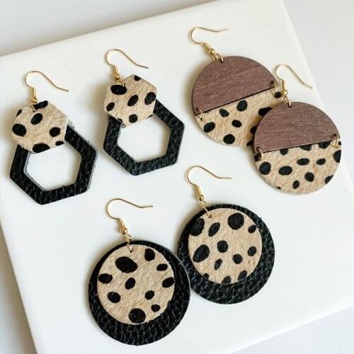 2021 New Leopard Horsehair Cowhand Round Hollow Out Geometric Wood Black Leather Drop Earrings for Women