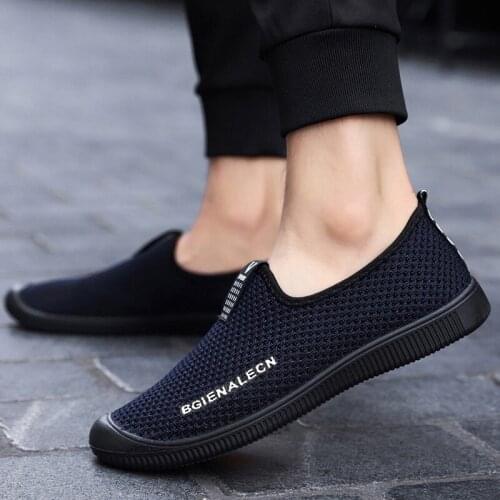 Casual Men Shoes Slip On Sneakers Tenis Comfortable Breathable Shoes Men Sneakers Solid Color Mesh Sneakers zapatillas de hombre