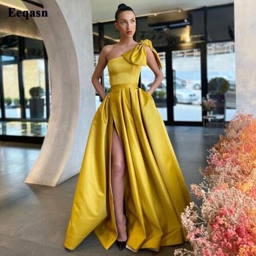 Eeqasn Simple Gold Satin Prom Dresses With Side Slit Bow One Shoulder Long Evening Dress New Bridesmaid Gowns For Wedding Party