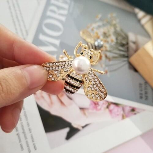 Fashion Crystal Bee Brooch For Women Girls High Grade Insect Shaped Clothes Bag Enamel Badge Lapel Pins Jewelry Gifts