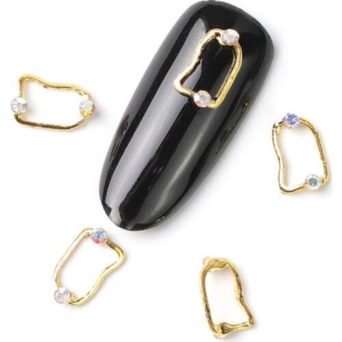 2019 new 10 pieces crystal bright pearl nail rhinestone alloy Nail Art decorations glitter DIY 3D CJE nail jewelry pendant