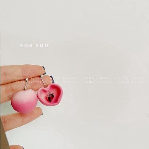S925 Design Retro Fruit Peach Classic Earrings Fashion Peach Temperament Super Fairy Earrings Net Red Tide Earrings