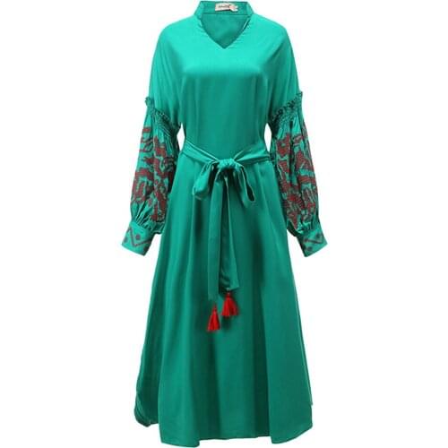 The new summer vintage folk style travel holiday embroidered dress Bohemian island beach dress loose oversize dress