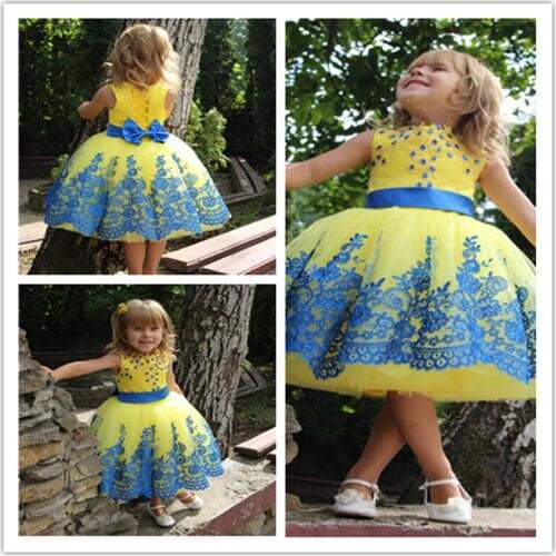 2020 Beautiful Yellow Flower Girl Dress with Blue Lace Appliques Belt New Coming Sweet Little Girls Pageant Gowns