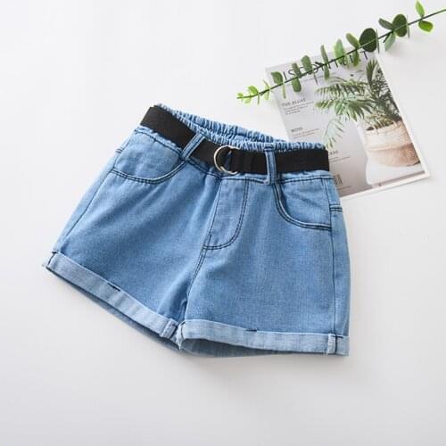New 2019 Summer baby girls denim shorts Korean childrens wild washed hot pants Kids Flexible Jeans Shorts with belt gifts