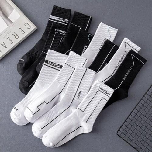 Autumn and Winter Minimalist Style Socks Ins Tide Street Korean Socks Black and White Line Socks Men Fashion Breathable Sox