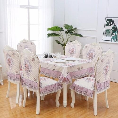 WiseRena Lace Tablecloths On The Table