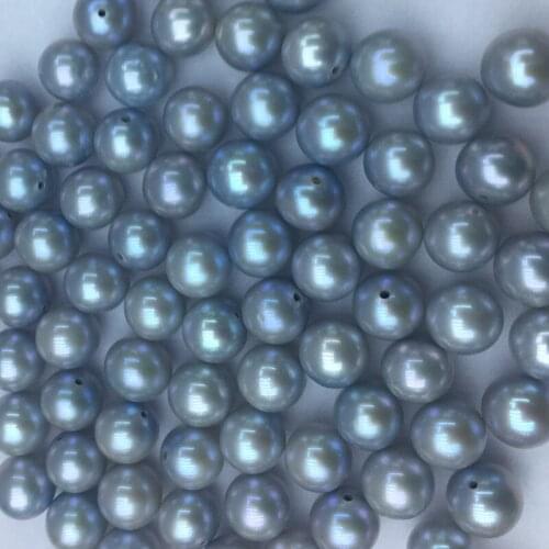 Natural fresh water pearl particles, strong light