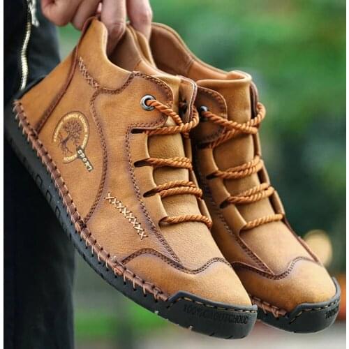 Comfortable Casual Leather Shoes Men Sneakers Leather Loafers Men Shoe Winter Breathable Flats Shoe Hot Sale Moccasins