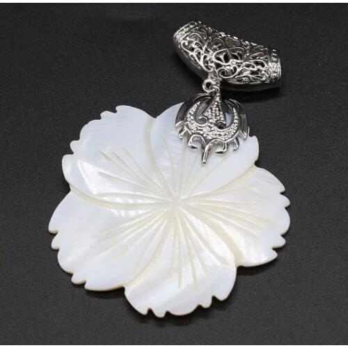 The New Trend of Natural Stone Shell Pendant Is Full Of Design And Can Be Used For DIY Decoration Of Exquisite Jewelry