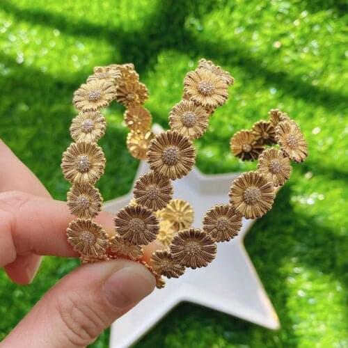 5Pcs New Bohemian Trendy Design Small Flower Daisy Bracelet Women Bangle Gold Plated Charm Vintage Bangle