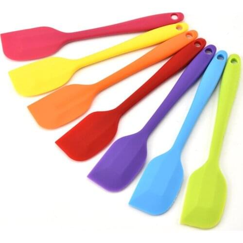 200pcs New Cake Cream Butter Spatula Mixing Batter Scraper Brush Silicone Baking Tool Random color
