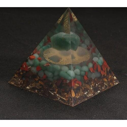 Tree of Life Pyramids Green Tanglin Gem Stone Tiger Eye Chips Gravel Energy Generator Soothe The Soul Decoration Pyramid