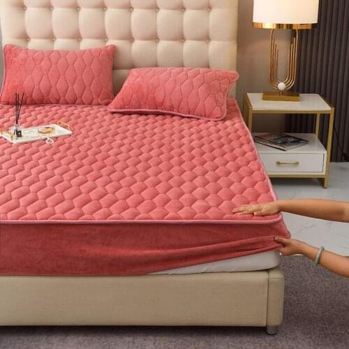 Thick Coral Fleece Quilted Bed Sheet Suede Milk Flannel Bedspread on The Bed Mattress Protection Cover Winter Warm Bed Cover