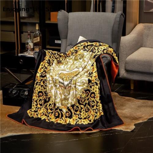 Luxury Printed Blanket Comforter Black Bed Cover Quilting Noble Elegant Temperament Home Hotel Bedroom Decorative Quilt Sheets