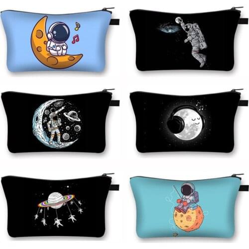 Space Walk Printing Cosmetic Bag Women Makeup Bags Outer Space Astronauts Ladies Toiletry Bag Portable Mini Fashion Handbags