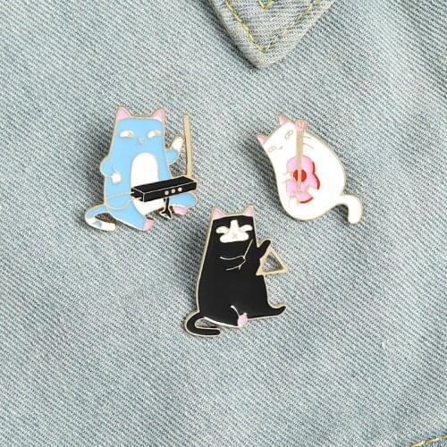 Cartoon Cute Three Kittens Open Concert Style Brooch Cat Playing Guitar Pin Accessories Paint Brooch Badge