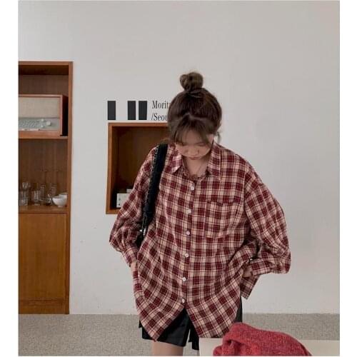 Womens Sweater Vest Two-piece 2021 New Fried Street Fashion Suit Korean Students All-match Loose Long-sleeved Plaid Shirt