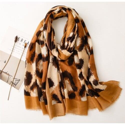 Fashion Sexy Khaki Leopard Dot Fringe Viscose Shawl Scarf Lady High Quality Wrap Pashmina Stole Bufandas Muslim Hijab 180*90Cm