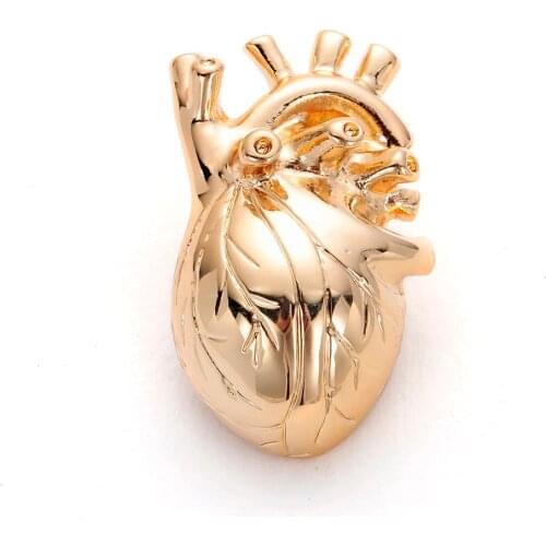 Cute Heart Shape Lapel Pins Metal Brooch Trendy Jewelry as Gift for Doctor/Nurse/ student Medical Pin Badge Women Accessories