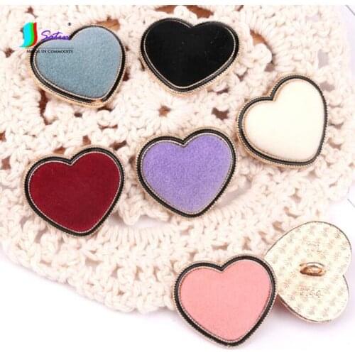 5pcs Size 23x20mm High Quality Color Velvet Heart Shaped Metal Button DIY Hand Sewn Coat Sweater Coat Decorative Flannel Button