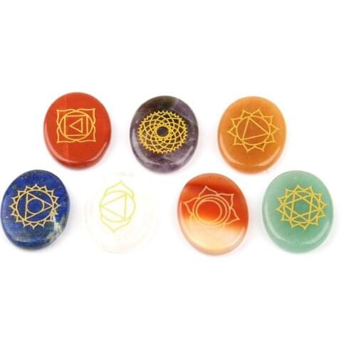 7Pcs Chakra Stone Amethysts ngraved Symbols Polished Palm Stone Reiki Crystal Healing Natural Semi-precious Stones Divination