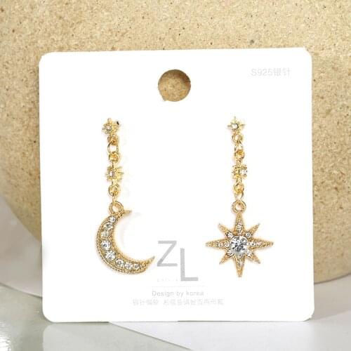 Sweet Girl Fashion Earrings Net Red Was Thin And Shining Crystal Stars Meniscus Asymmetrical Earrings Womens Wholesale Sales