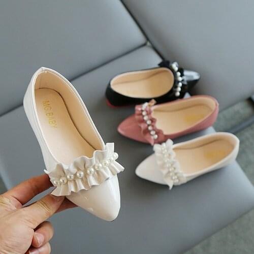 Spring Autumn Girls Shoes Pointed Toe Slip on Shoes For Kids Baby Children Pearls Princess Shoes Big Girls Ruffles Boat Shoes