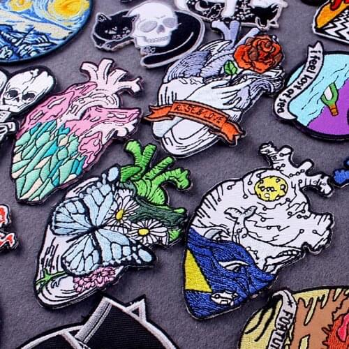 Diy Heart Punk Patch Embroidered Patches For Clothing Skull Badges Patches Stripe On Clothes Applique Patch Jacket Jeans Sewing