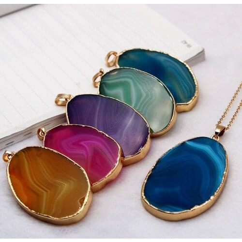 Natural agate pendant color agate piece pendant irregular rough stone plating Phnom Penh DIY sweater chain pendant wholesale