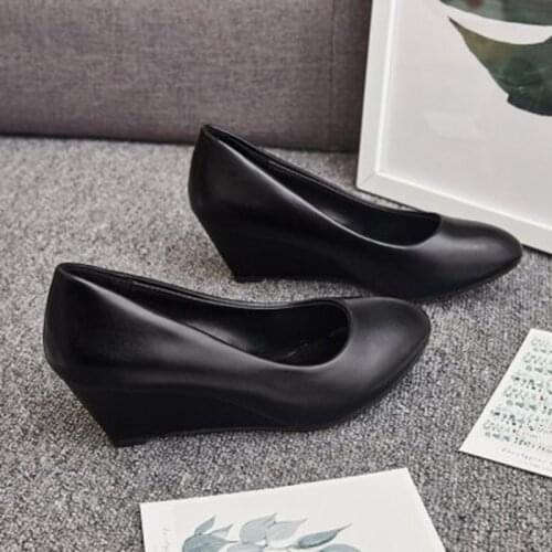 Spring Autumn New Women Leather Elegant Fashion Square Heel Office Shoes Ladies Casual Single Shoes Women Party High Heel Shoes