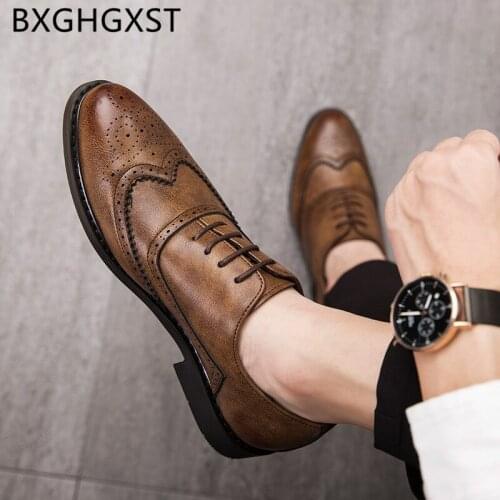Brogue shoes men classic Coiffeur italian brand vintage men shoes leather luxury designer corporate shoes for men мужские туфли
