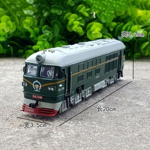Diecast 1/87 Steam Train Model Dongfeng Locomotive Retro Simulation Green Leather Train Sound and Light Pull Back Toy Show