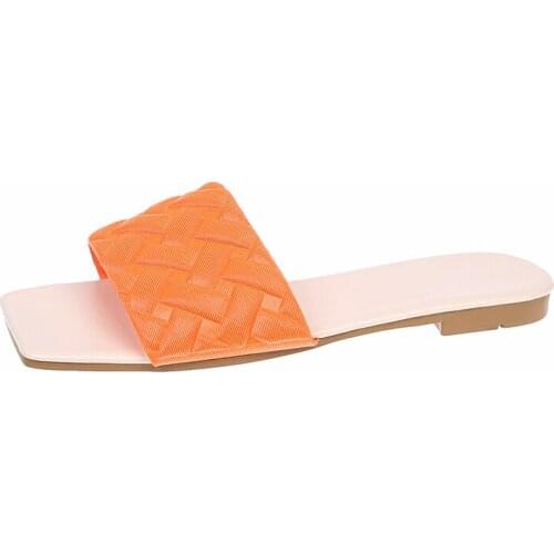 Flat Slippers Women Square Toe Lazy Summer House Shoes 2021 New Fashion 3D Embossed Cloth Woman Indoor Slipper Womens Slides