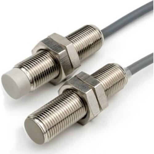 M12 12mm Analog proximity switch voltage output current output metal induction switch Photoelectric switch sensor