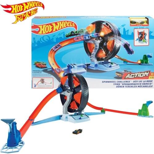 Track flywheel vs. double track scoring track ejection track childrens toy GJM77