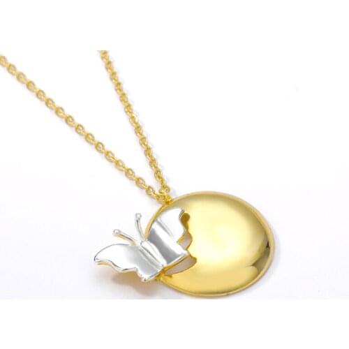 Kpop Butterfly Choker Necklace Gold Plated Pendant Necklaces For Women Stainless Steel Chain Female Jewelry Christmas Gifts