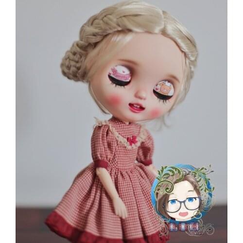 The Blythes doll wig fits the stylish new 1/6 size double bud with golden dark brown advanced mohair imitation wig