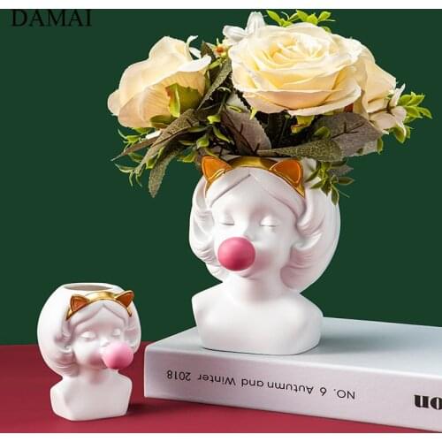 Cute Girl Decorative Figurine Resin Embellishments Vase Desk Decoration Statue Living Room Decor Ornaments Home Accessories
