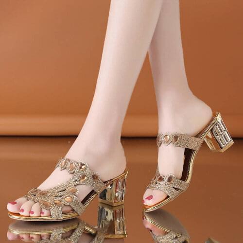 PU Leather Shining Rhinestone Hollow Slippers Women Designers Open Toes Square Heel Platform Sandals Luxury Fish Mouth Slides