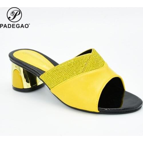 Yellow Color New Design Leisure Style Italian Women Shoes Nigerian Slingbacks Sandals with Shinning Crystal