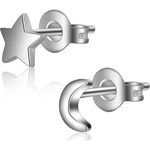 Moon And Star Stud Earrings Female Models Wild Fashion Jewelry Retro Cute Super Flash Jewelry Wholesale