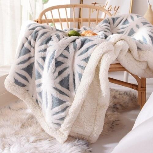 Blanket Quilt double layer thickened thermal insulation single small blanket coral blanket flannel mattress bed sheet