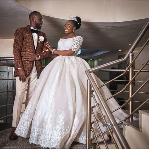 Ball Gown Wedding Dresses Short Sleeves Nigeria African Lace Beaded Church Wedding Bridal Gowns Plus Size Marriage Dress