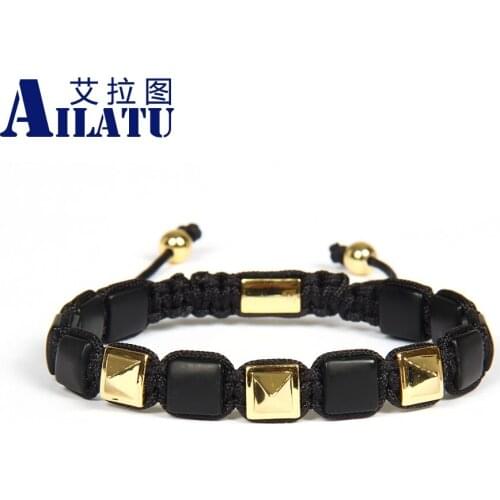 Ailatu Men Fashion Jewelry Pyramid Matte Onyx Flat Bead Macrame Bracelet Gift Laser Print Logo Back Bead Adjustable Bracelet