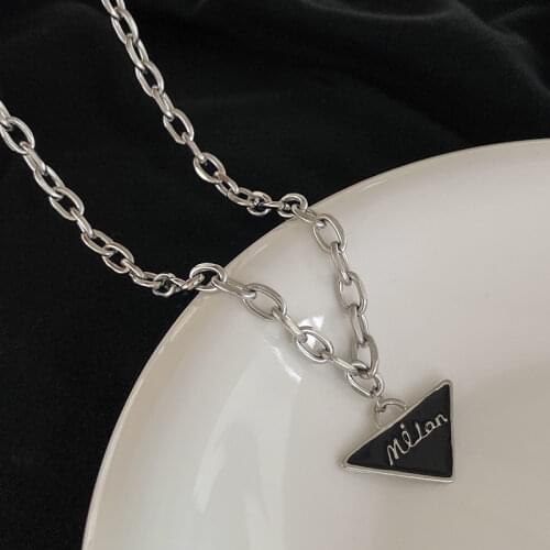 Black Triangle Letter Pendant Necklace Female Personality Design Clavicle Chain Trendy Lrregular Chokers For Women Accessories